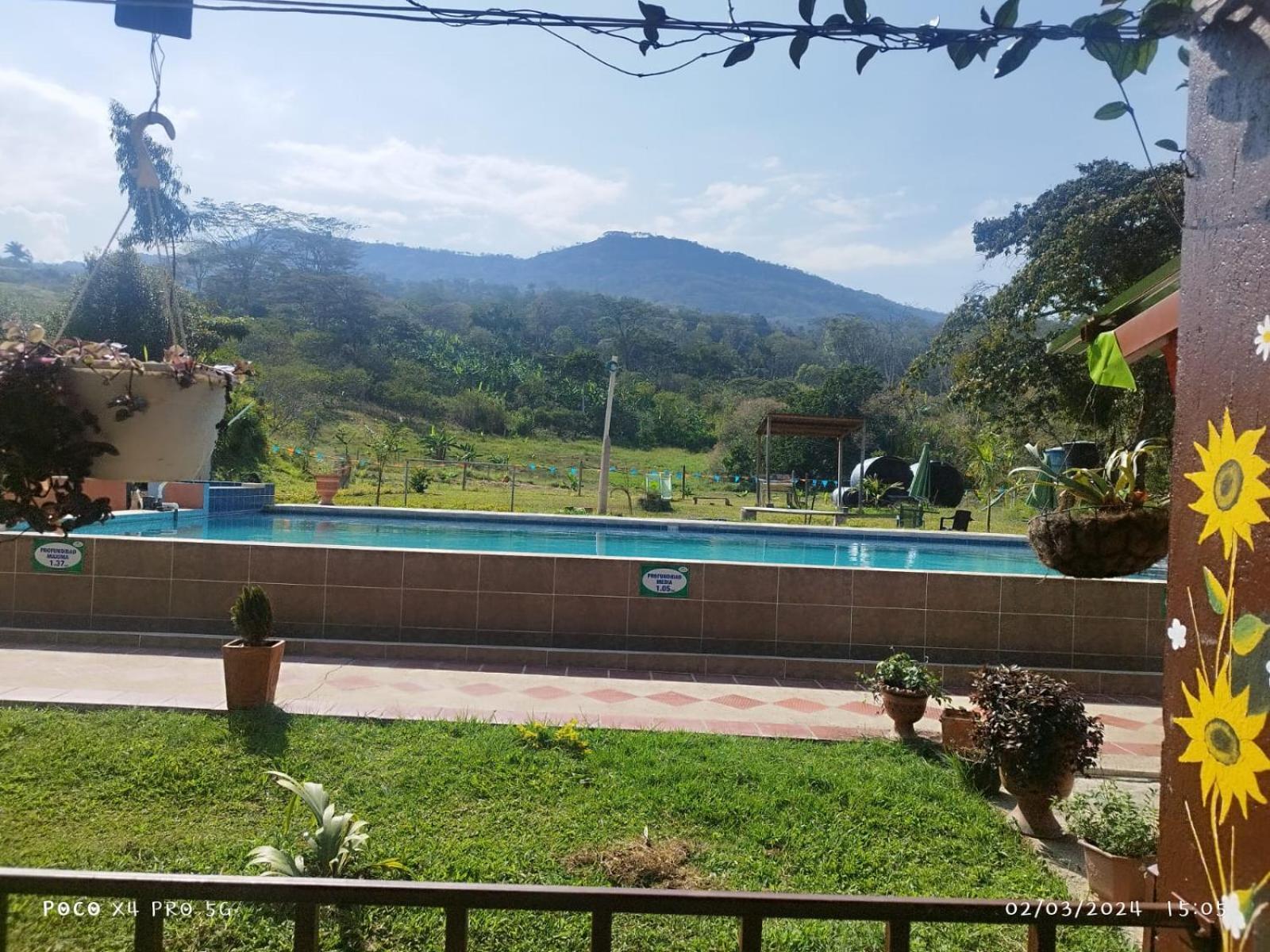 Hotel Campestre La Fuente - Piscina Moniquirá Eksteriør billede
